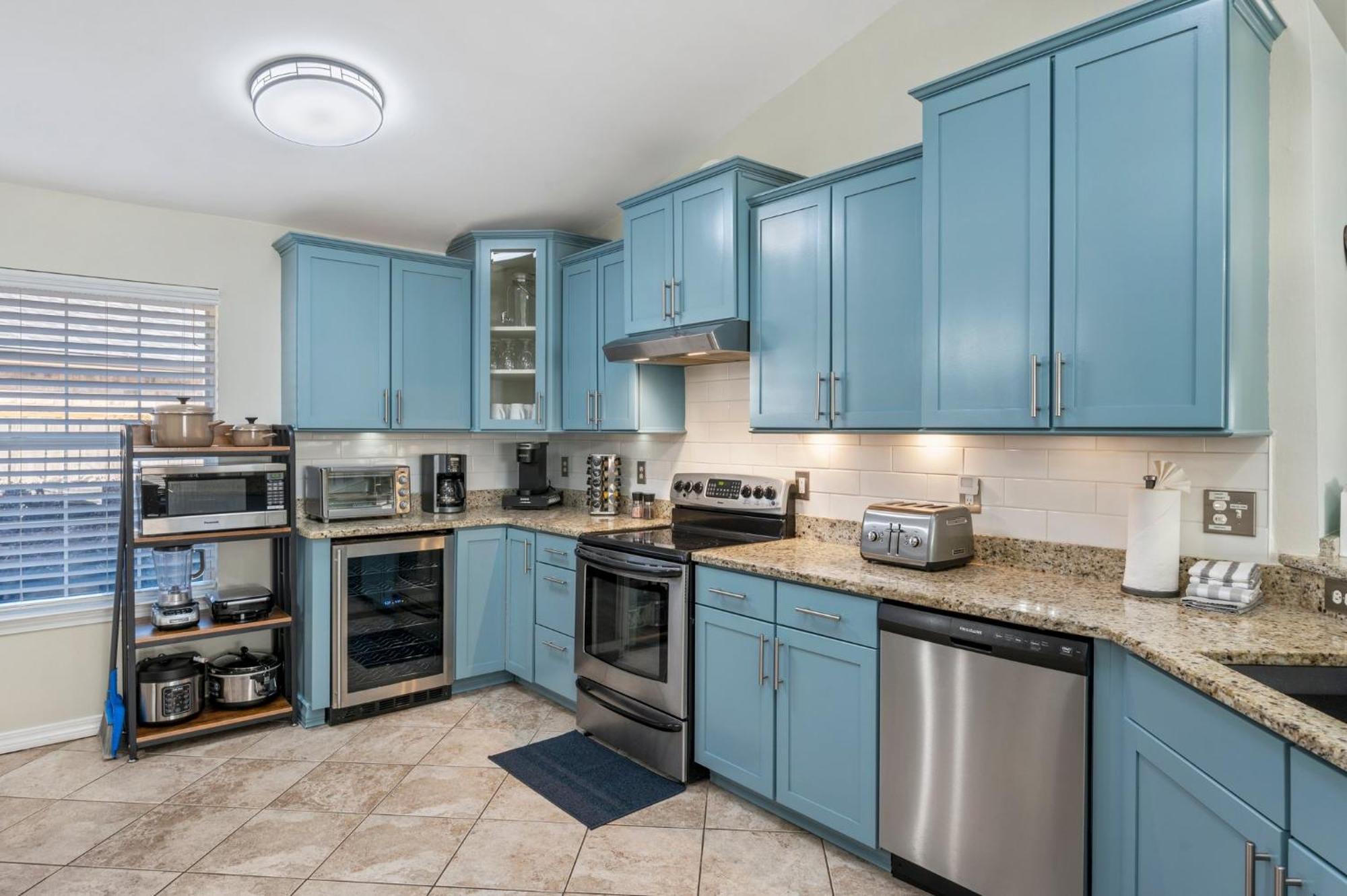 Beautiful Pet Friendly Home! New Tropical Pool, Opt Golf Cart And Pool Heat, Minutes To Beach Destin Exterior foto